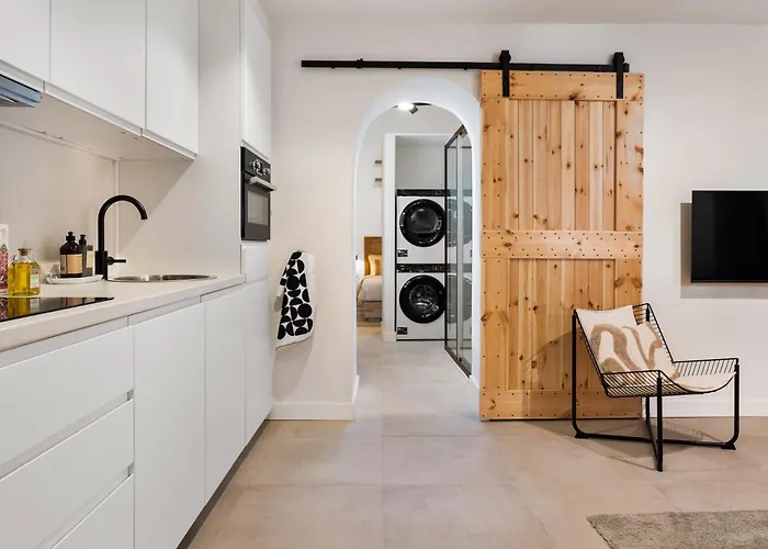 Augusto Collection Boutique Old Town *