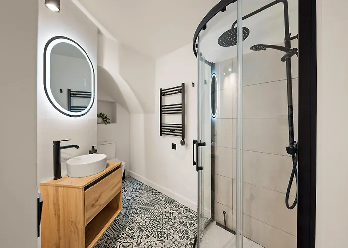 Augusto Collection Boutique Old Town * エステポナ